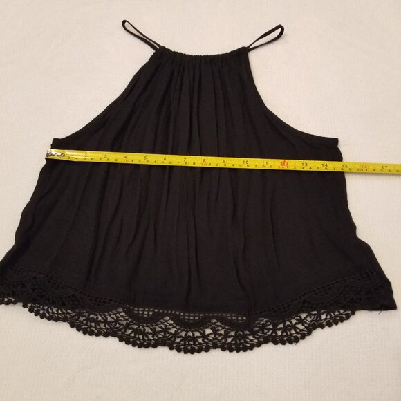 H&M Flared Crinkle Tank Top with Lace Crocheted-Like Trimmed Hem Flared top US 6 - Picture 7 of 7